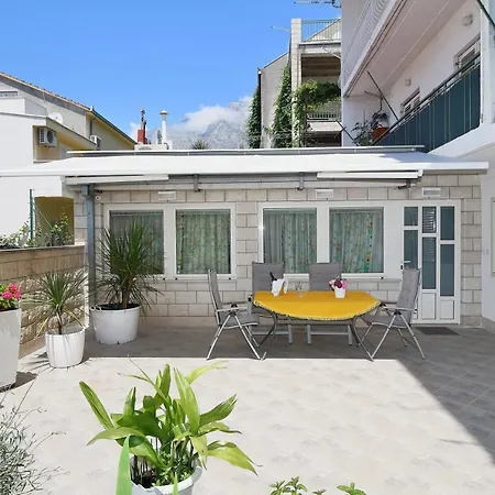 アパート Nika - Marija *