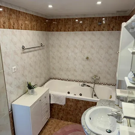 Apartment Nika - Marija Makarska