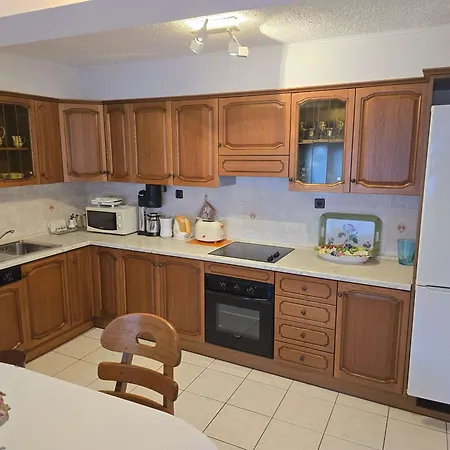 Nika - Marija アパート マカルスカ