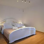 Nika - Marija *